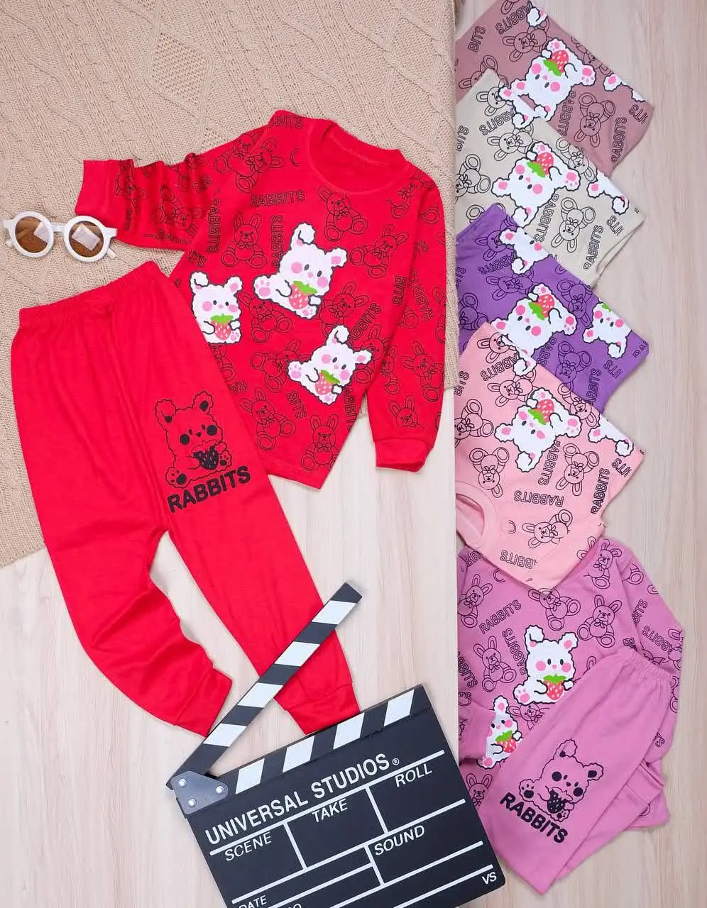 👫بلوز و شلوار چاپ خرس و خرگوش توت فرنگی👫
