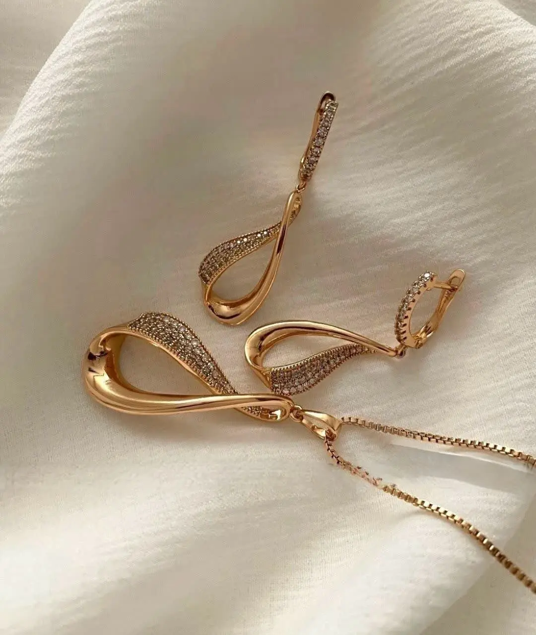 نیمست بدون زنجیر ژوپینگ