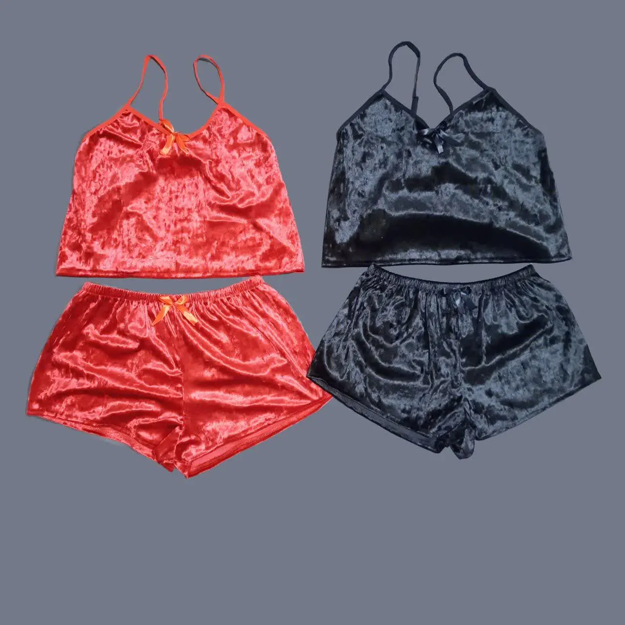 ست تاپ شورت مخمل قرمز و مشکی❤️
