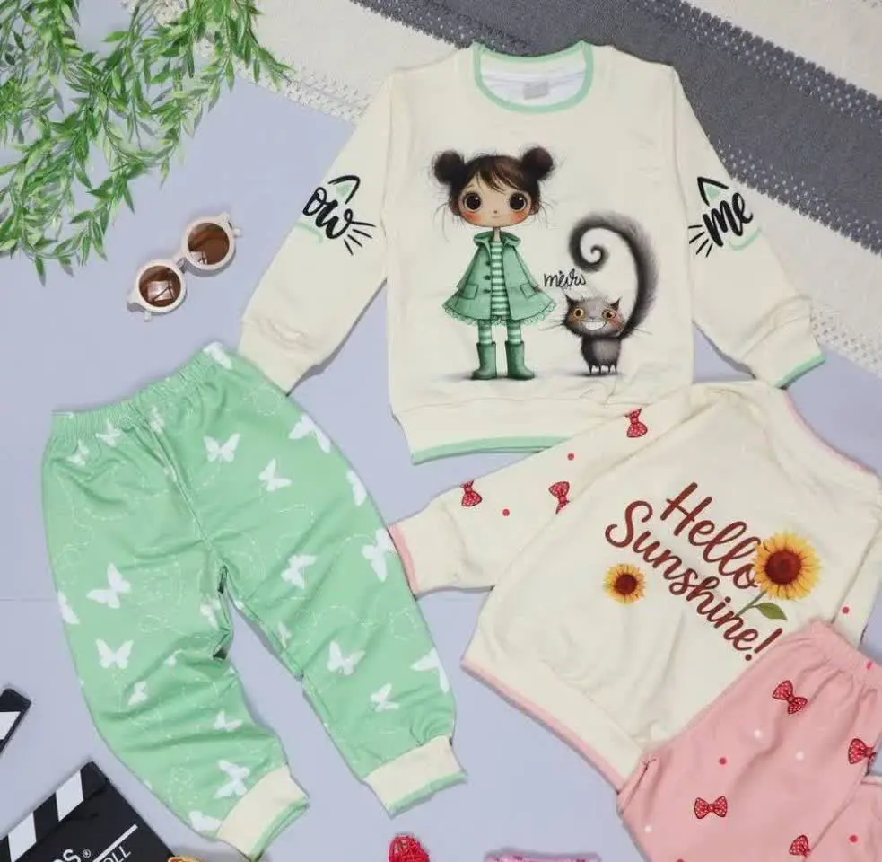 ست سبز دختر کوچولو و پیشی م...