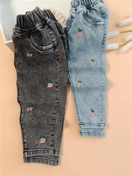 شلوار مام گلدوزی نادیا 
