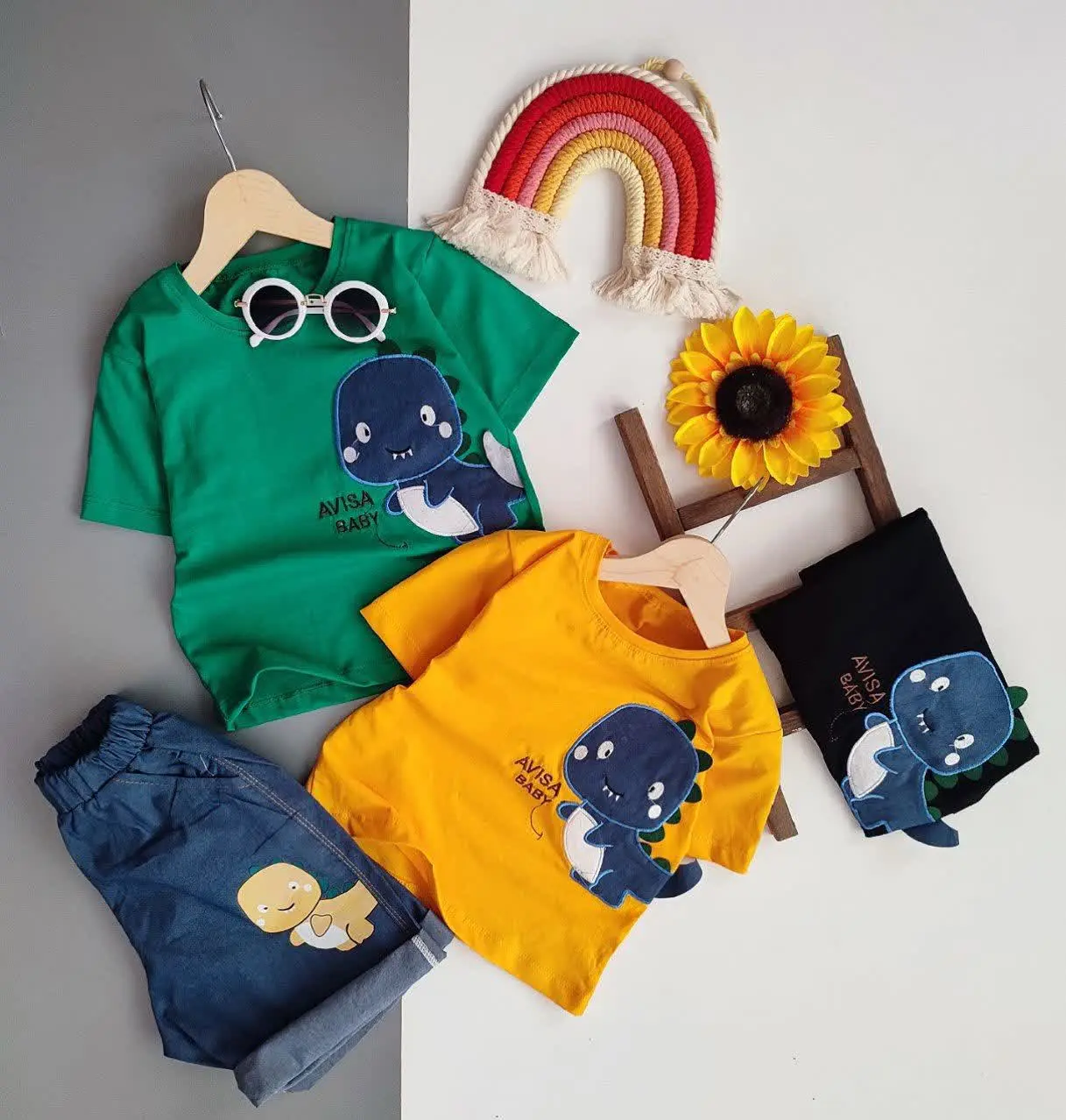 مامانا به درخواست شما ست دایناسور شارژ شد☺️😍
