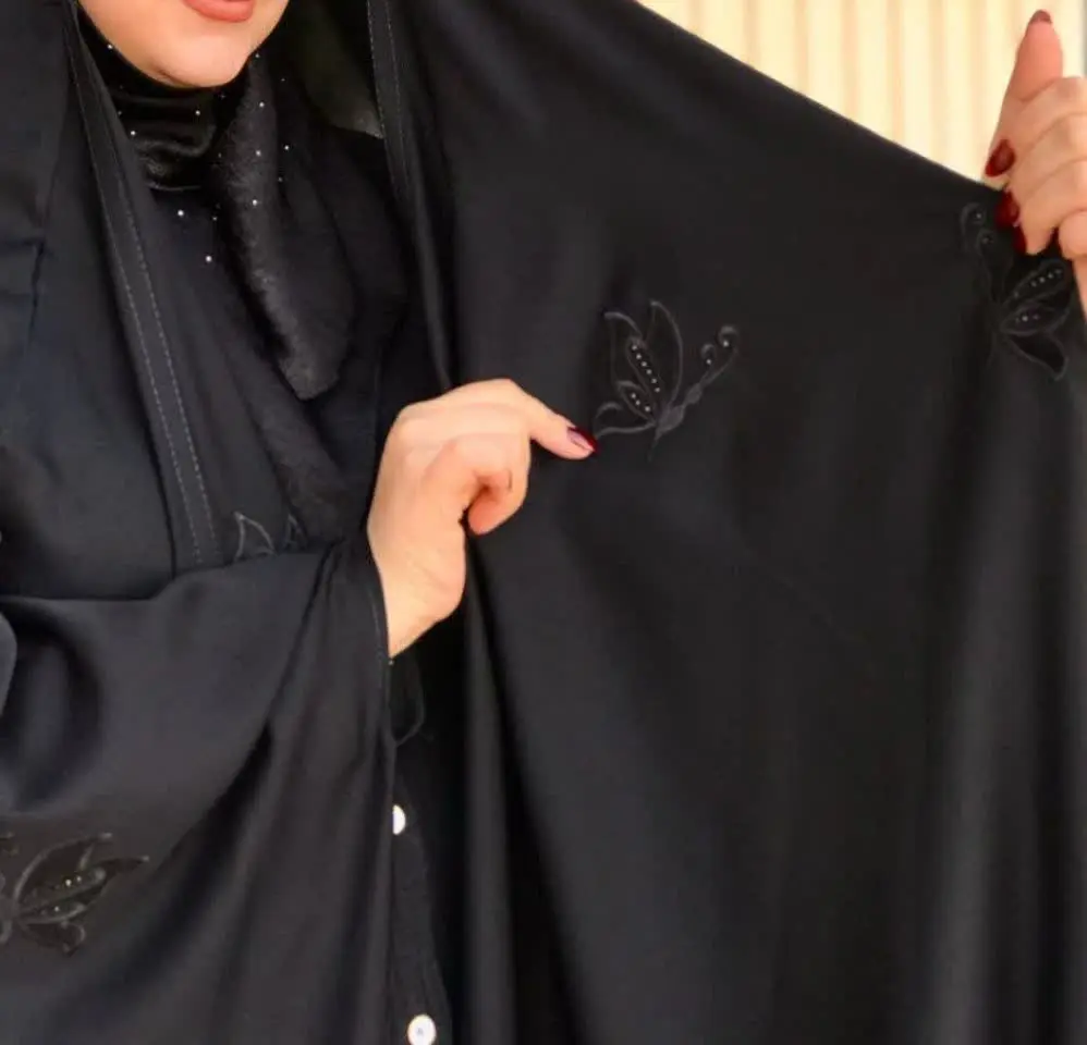 عبا گلدوزی پروانه 
