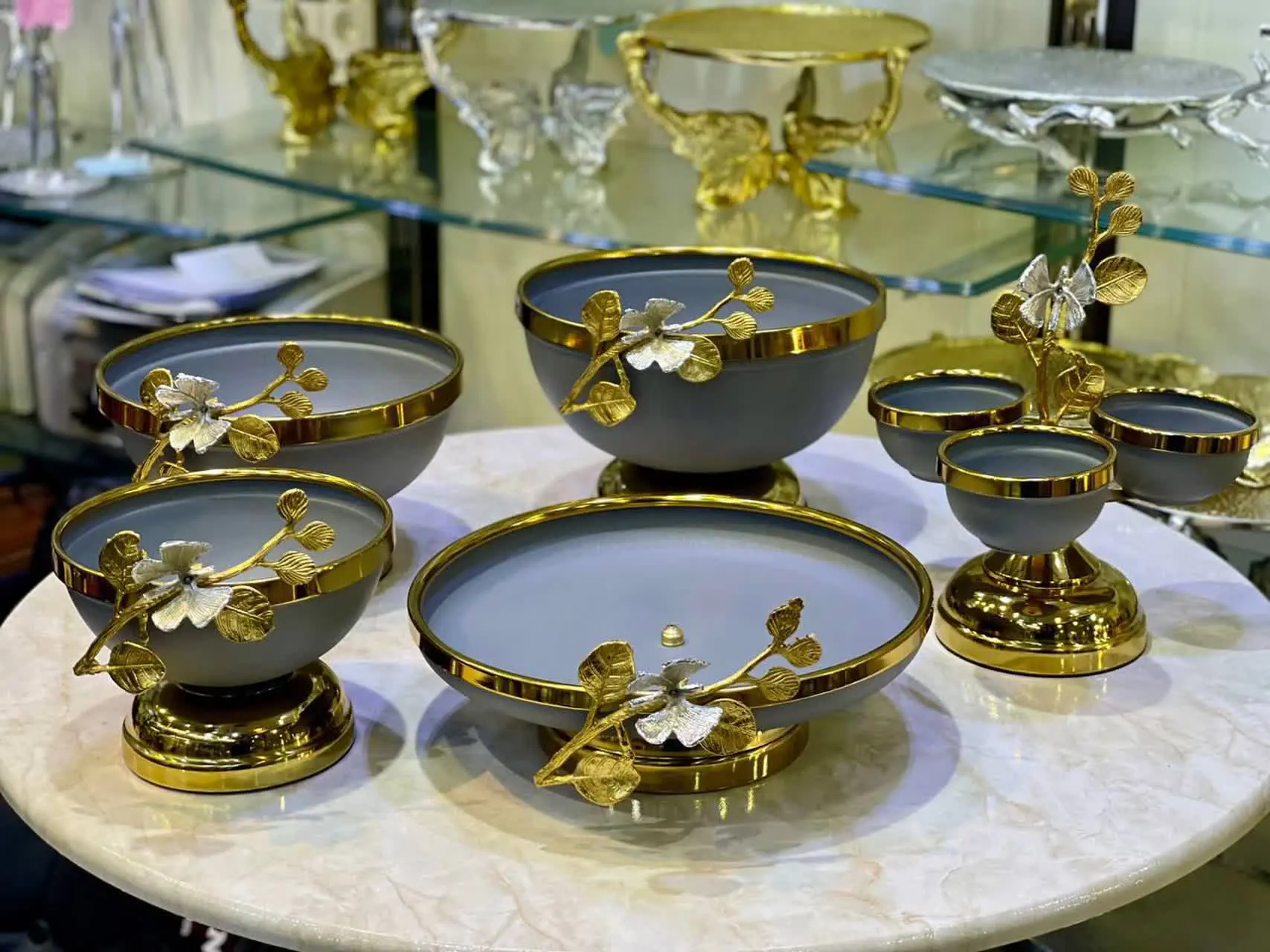 سرویس ٥ تکه پذیرایی شقایق 
