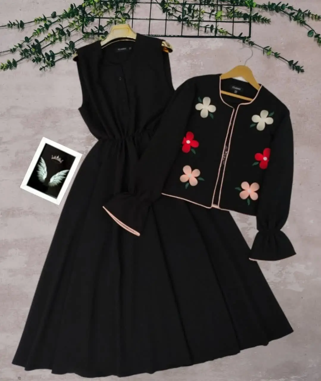 🦋نام مدل: کت‌سارافون‌گلدوزی‌نیایش 
