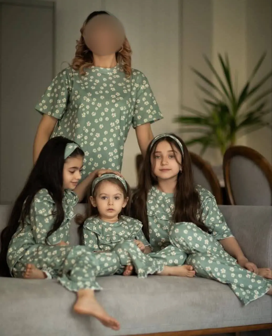 🌼🌼🌼تیشرت شلوار ست مادر دختر...