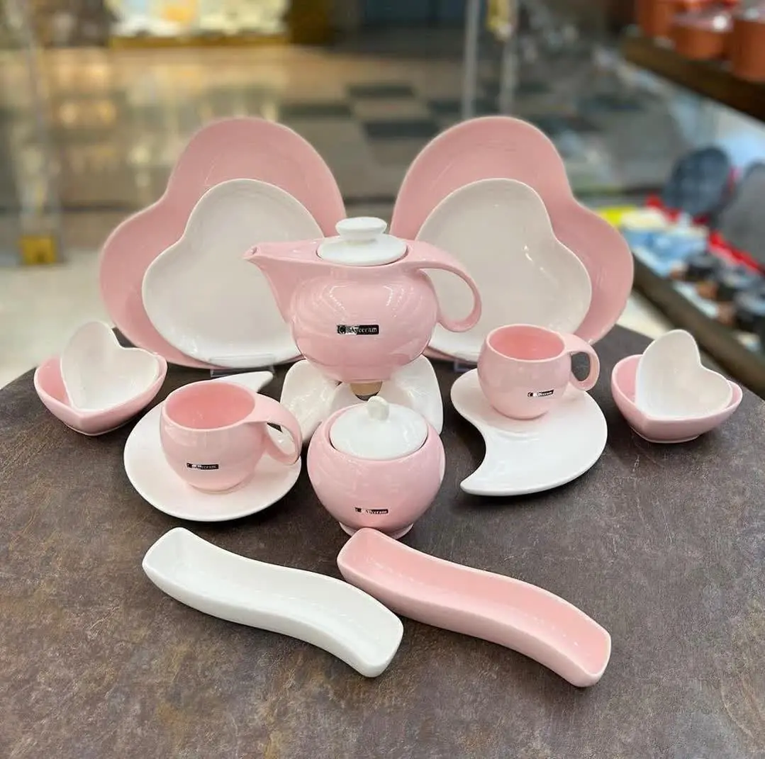 📌 سرویس صبحانه خوری ۱۹ پارچه آیسرام 
