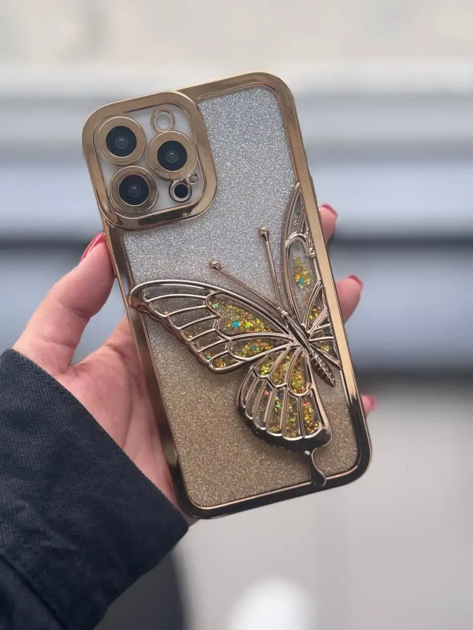 📱مدل قاب: قاب آکواریومی پروانه طرح جدید مخصوص انواع #سامسونگ #شیائومی و #آیفون 
