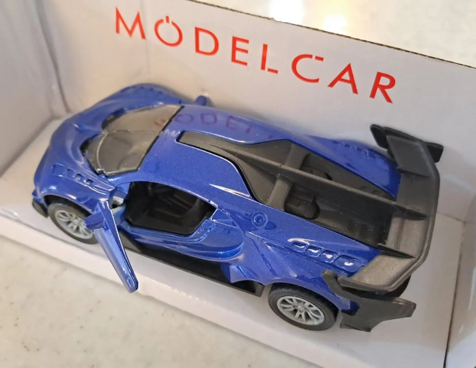 نام: ماشین فلزی بوگاتی جعبه‌ای
