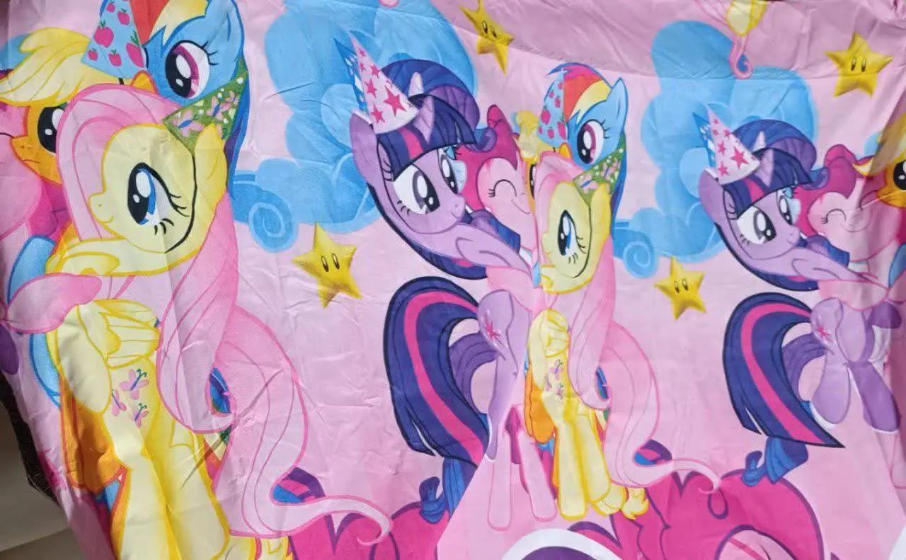 ست ملحفه کشدار تشک و روبالش طرح عروسکی
