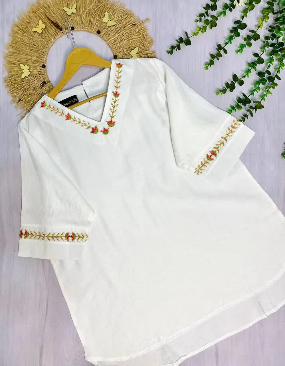 🖋نام: 🌹مانتو گلدوزی آرتمیس