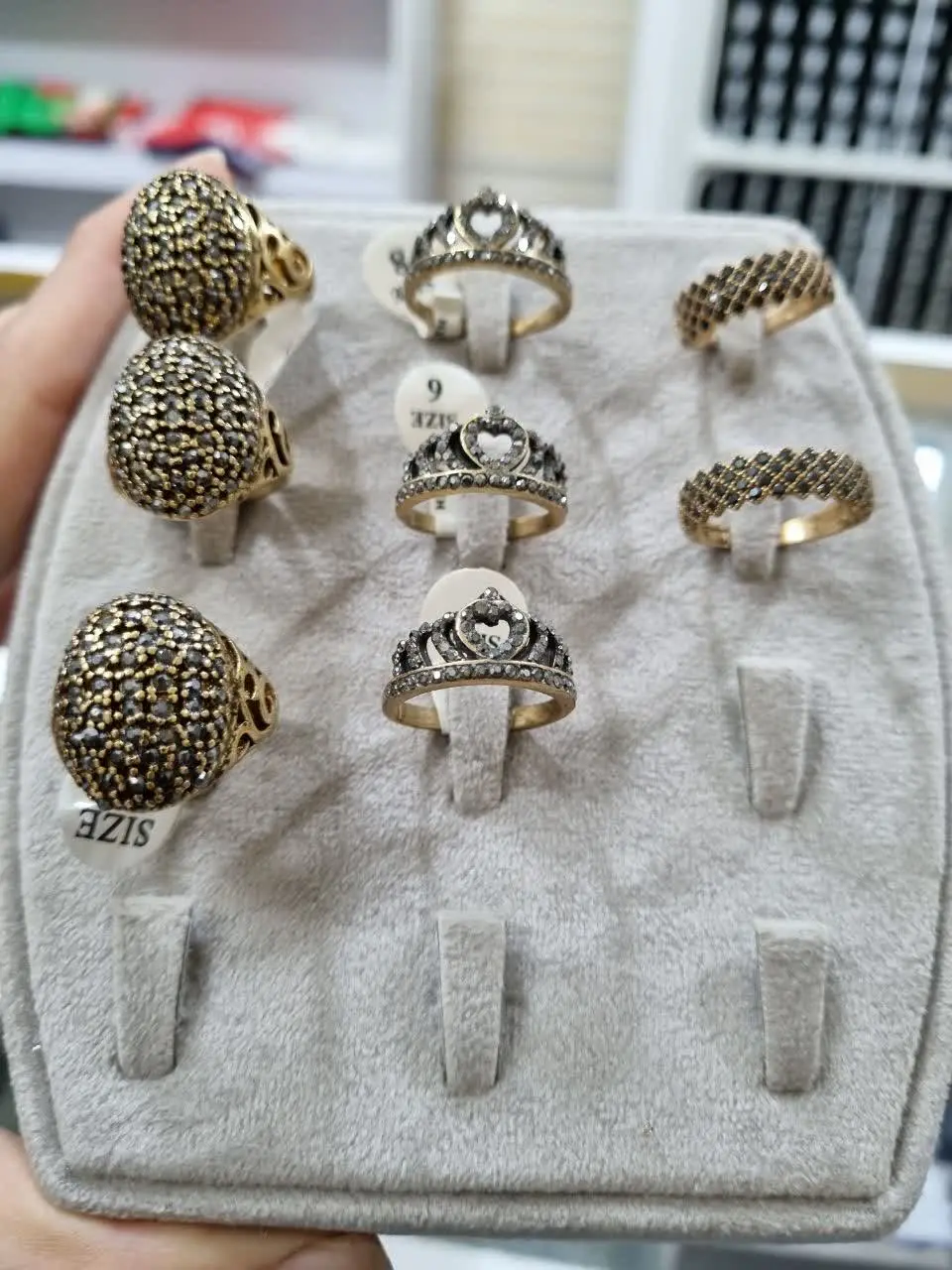 سایز بندی ناقص شده🥲
