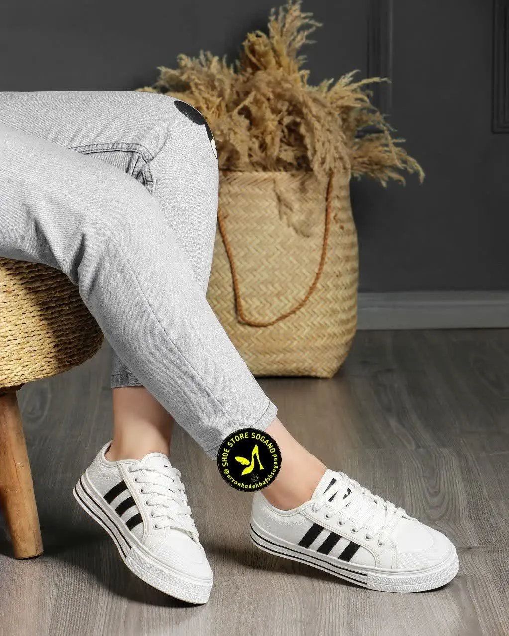 مدل مشابه با کیفیت پایین و قیمت پایین زیاد هست
