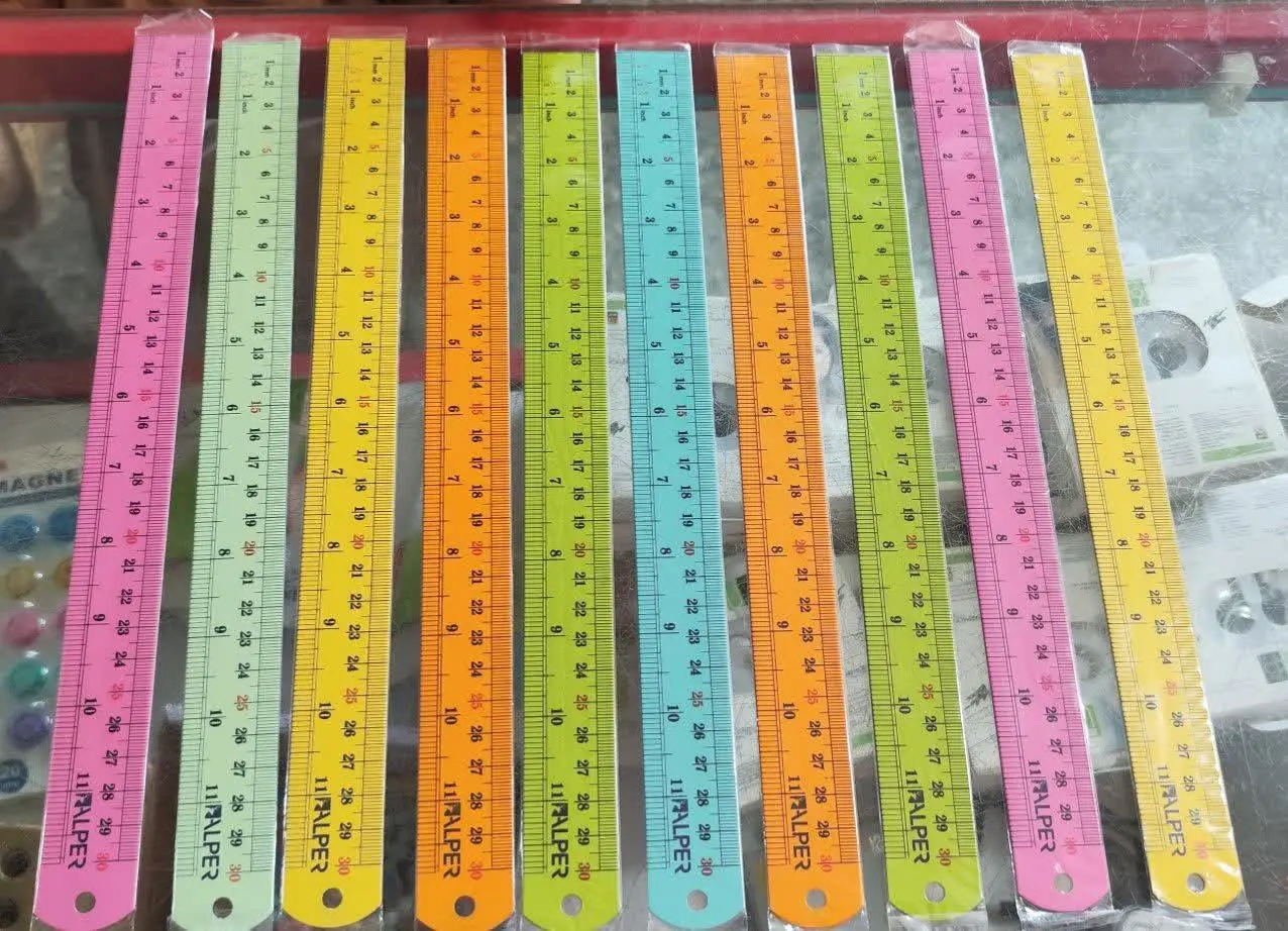 خط کش فلزی رنگی ۳۰ سانت