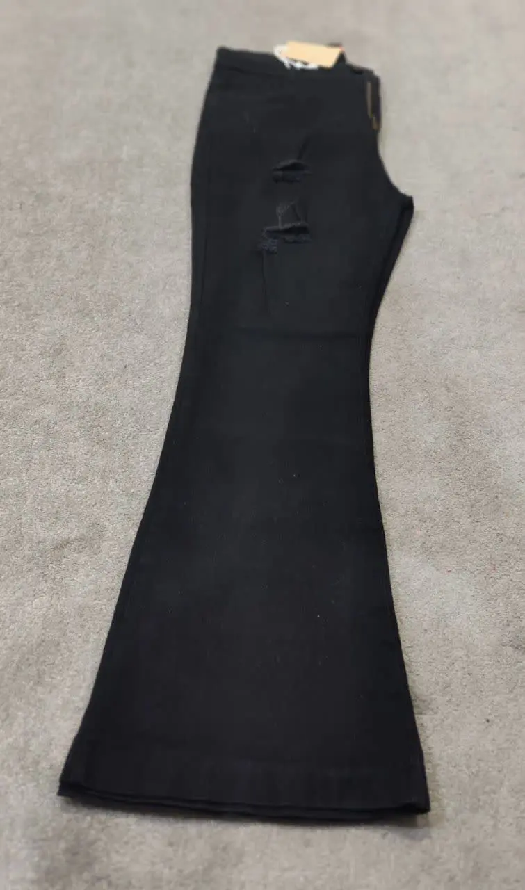 بوتکات لی زاپ دار 
