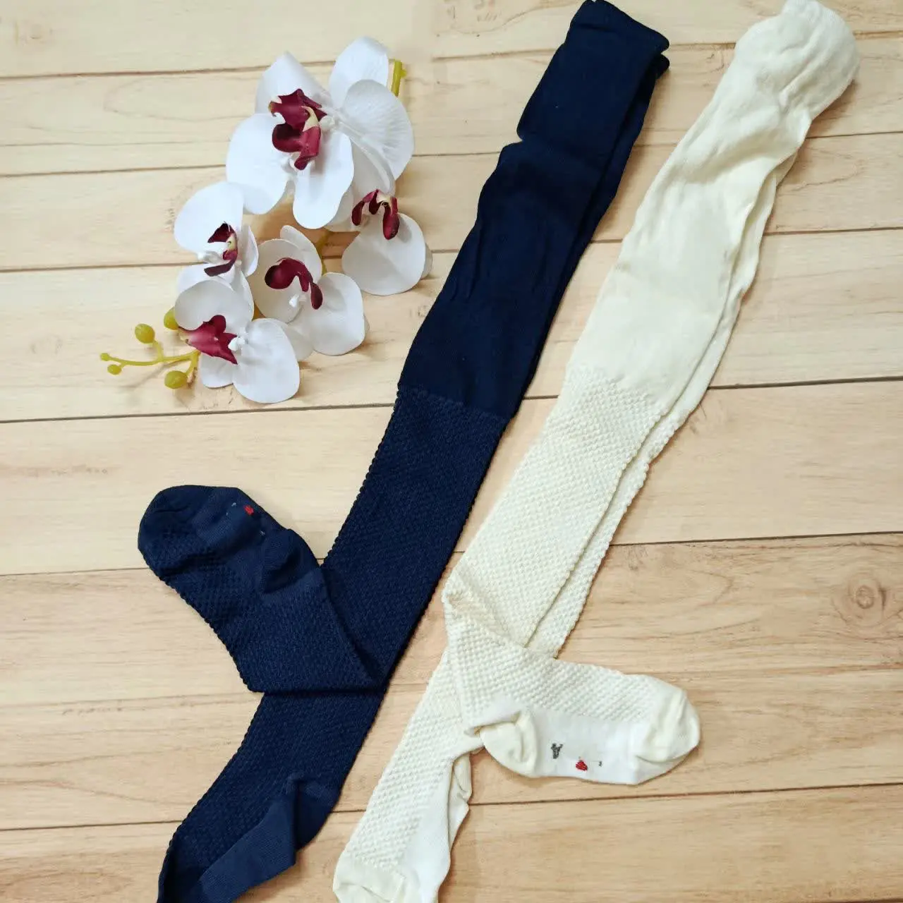 سایز ۱ قد جوراب درحالت عادی...