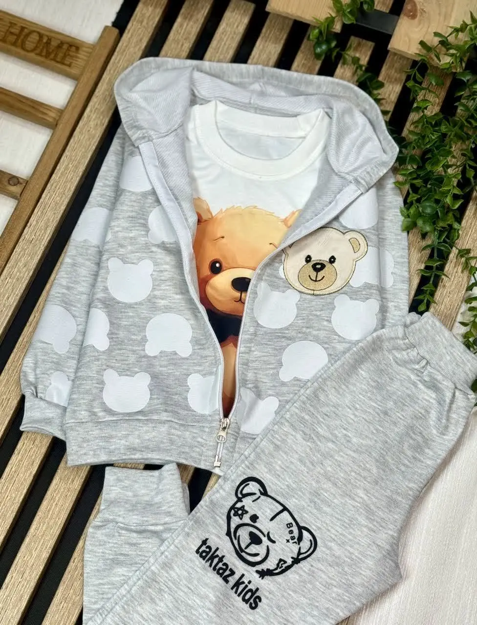 سه تیکه تیشرت و سویشرت و شلوار