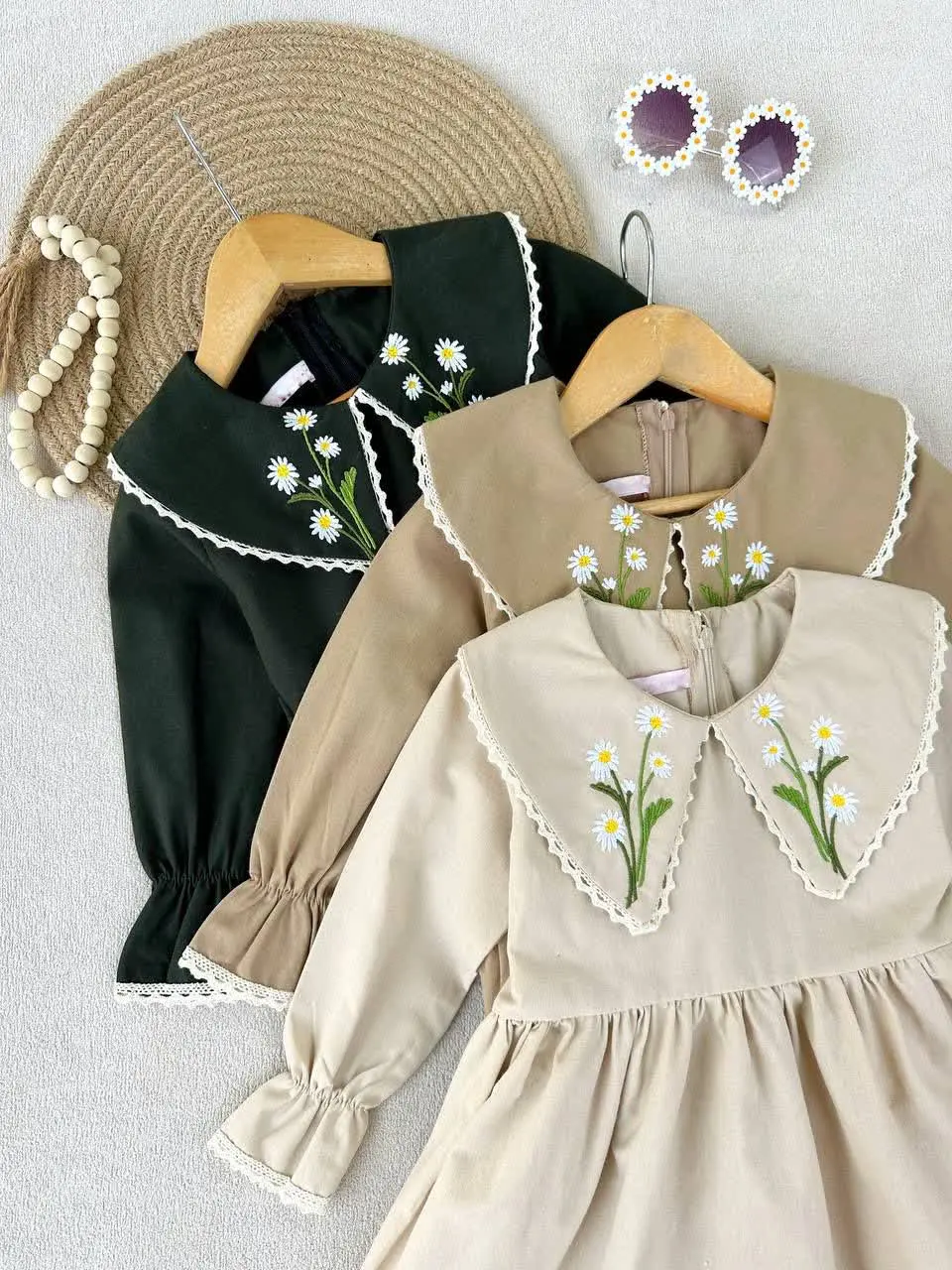 # سارافون شیک یقه بابونه
