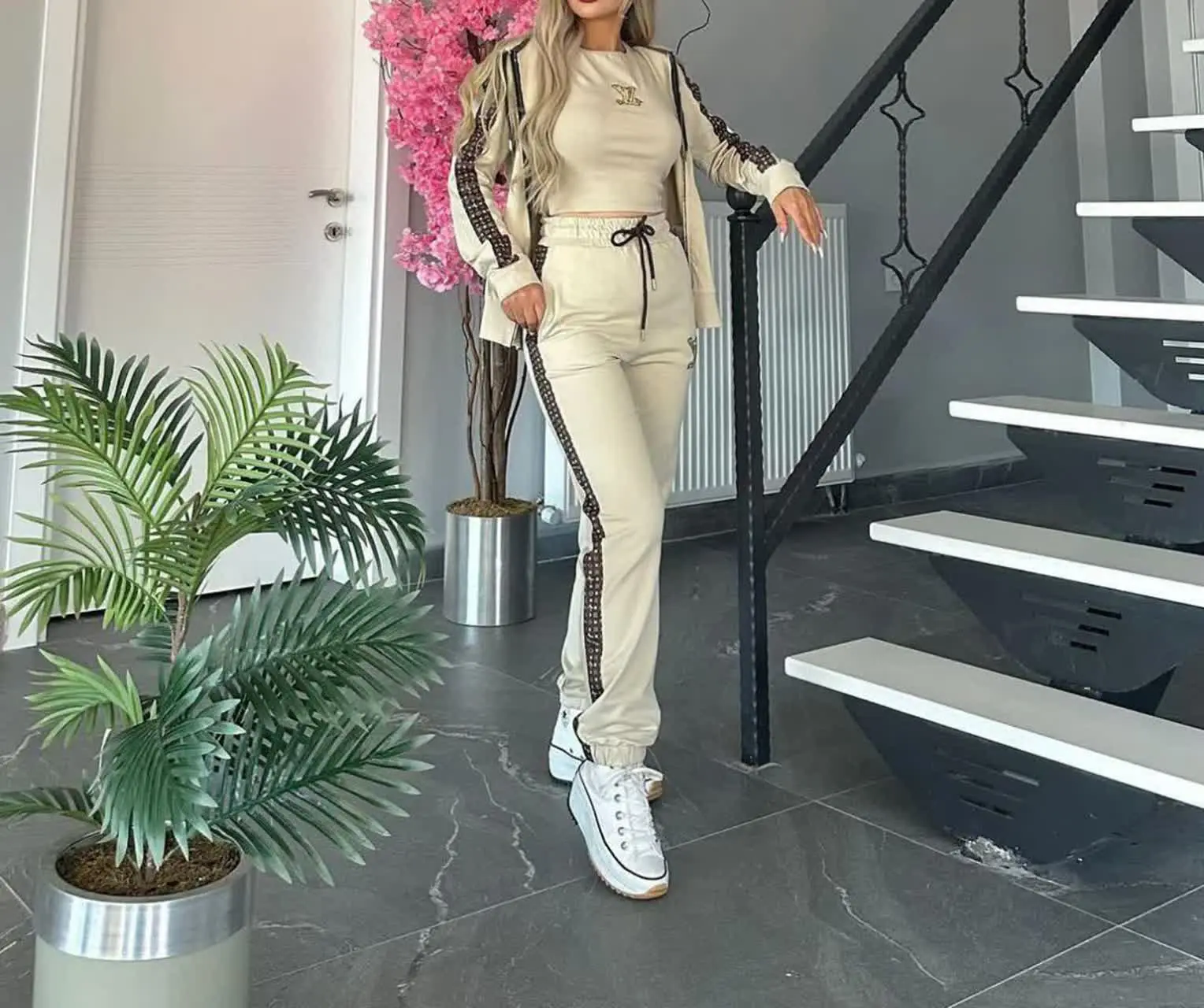 نام: ۳تیکه وی ال
