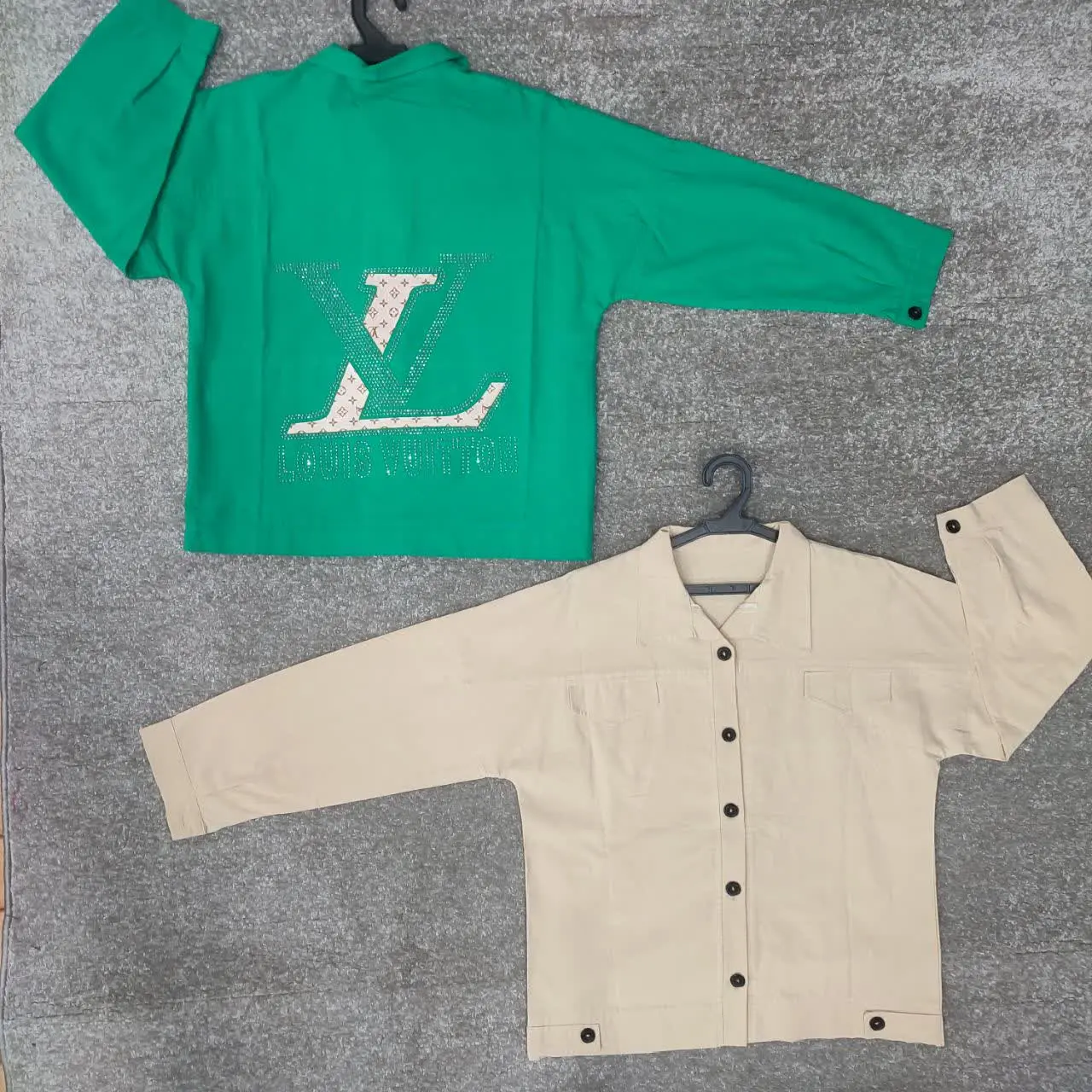 👚نام، مدل، نیکا
