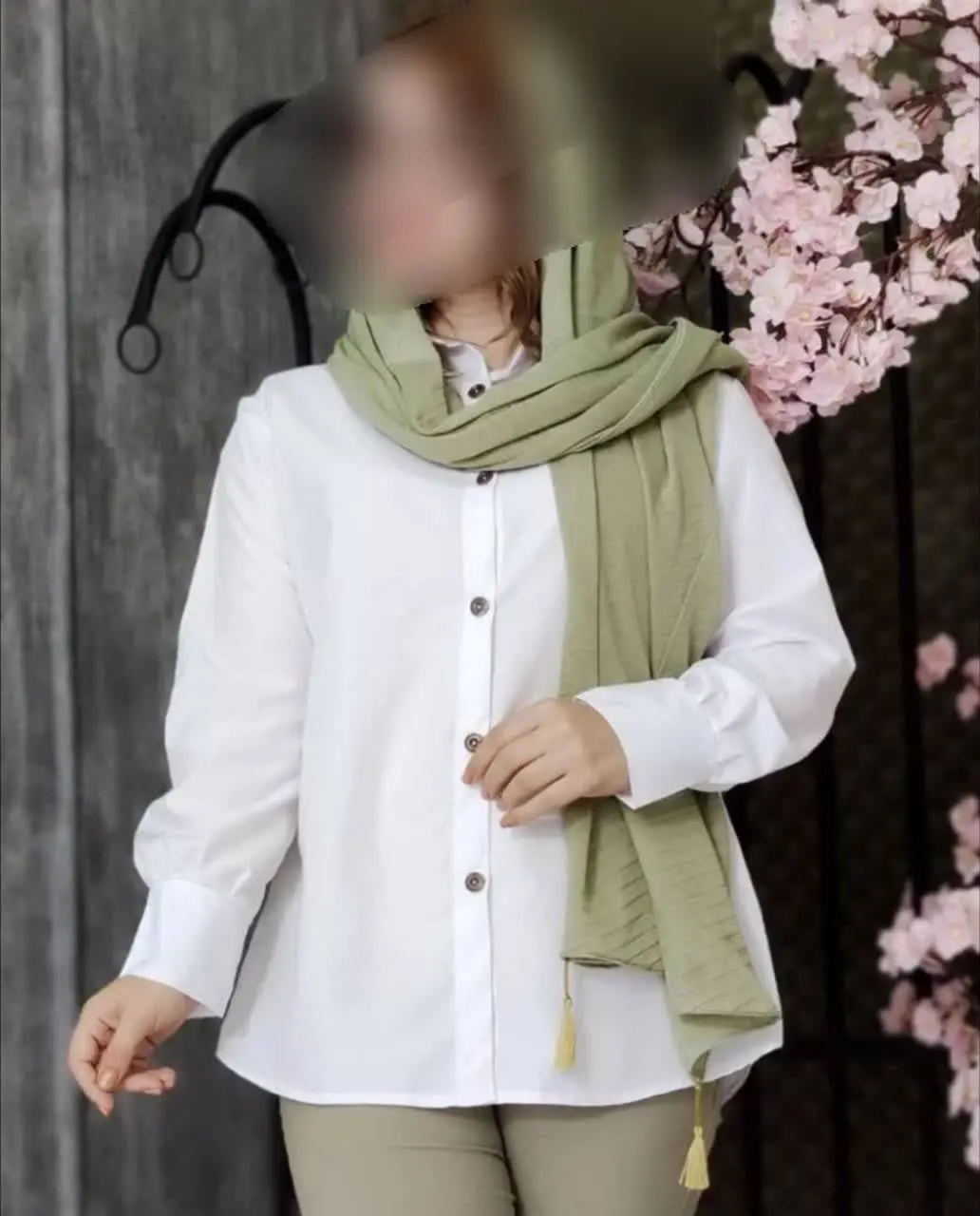 👚نام: شومیز سفید
