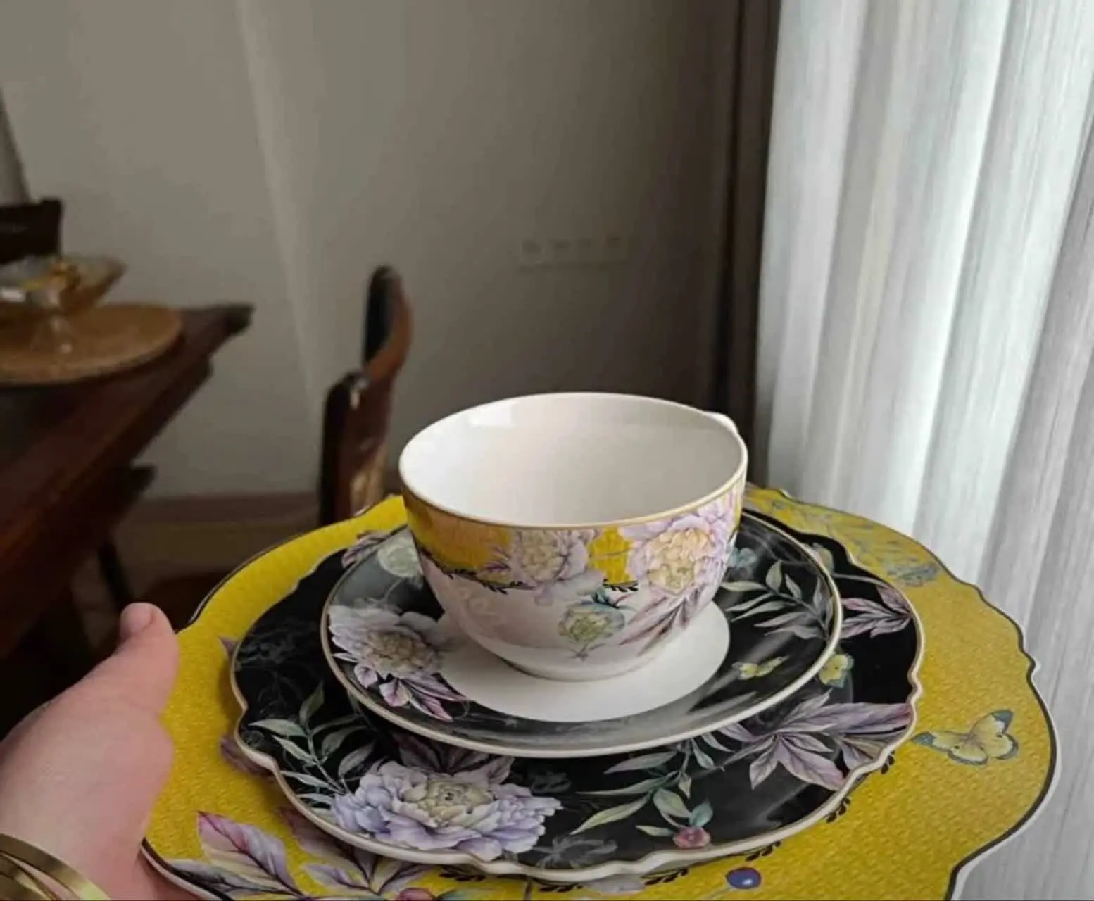 ۶ عدد بشقاب سرو