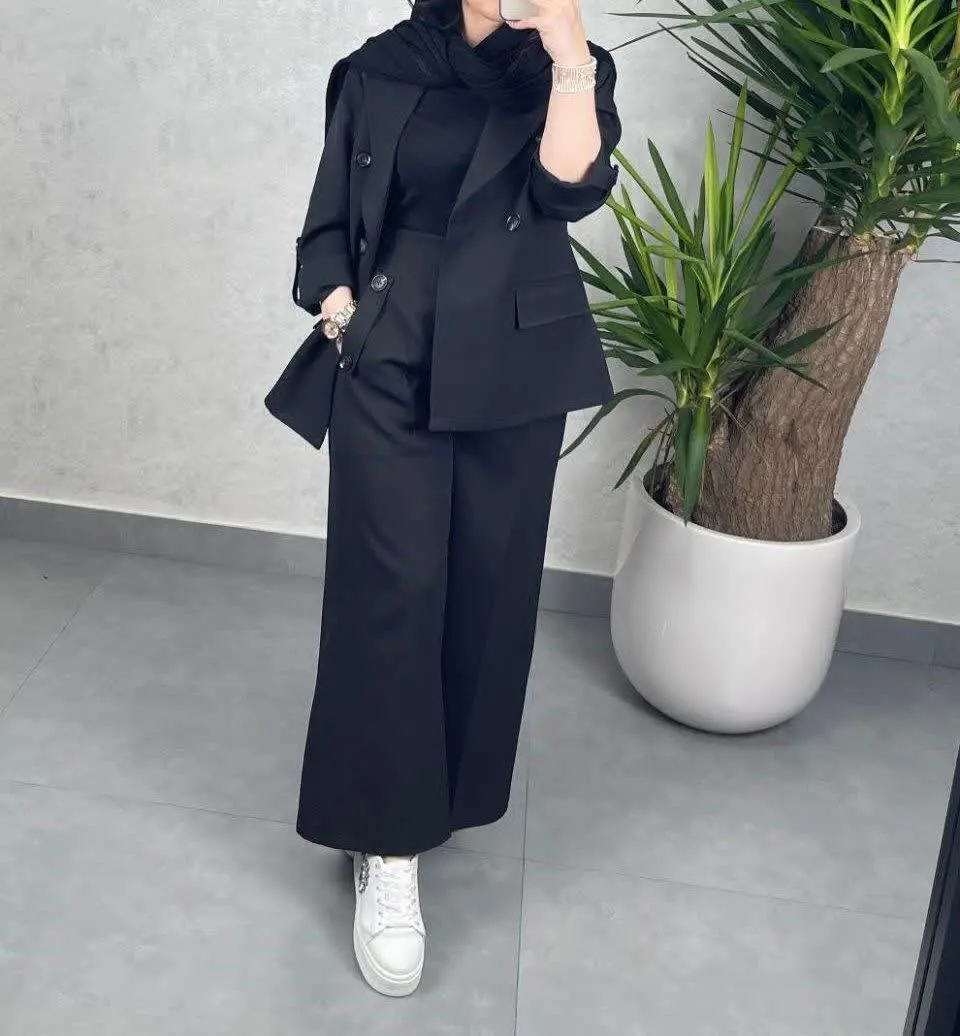 🌈رنگ بندی: پسته ای, کرم, مشکی