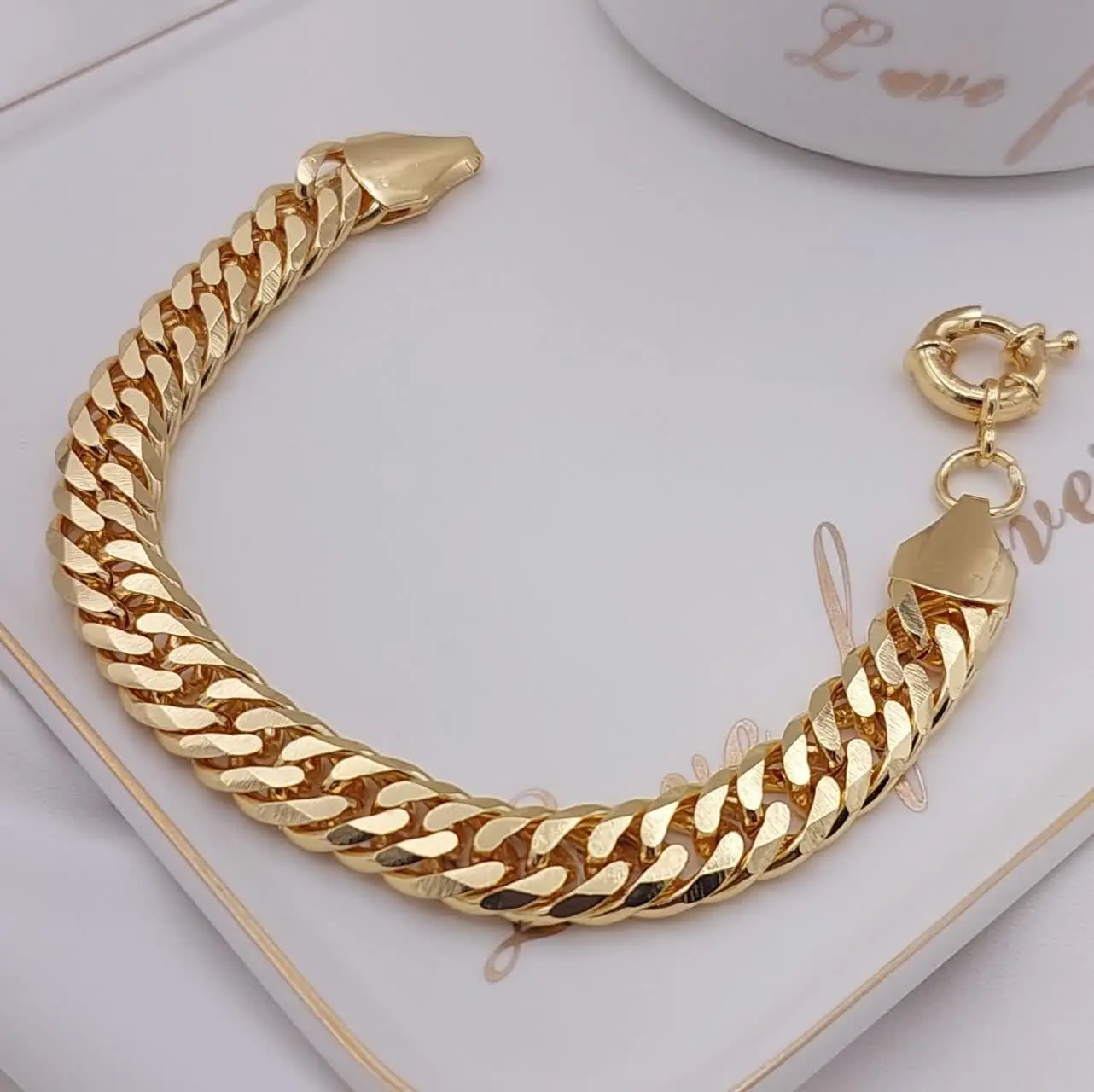 #دستبند طرح طلا کارتیر جدید😍
