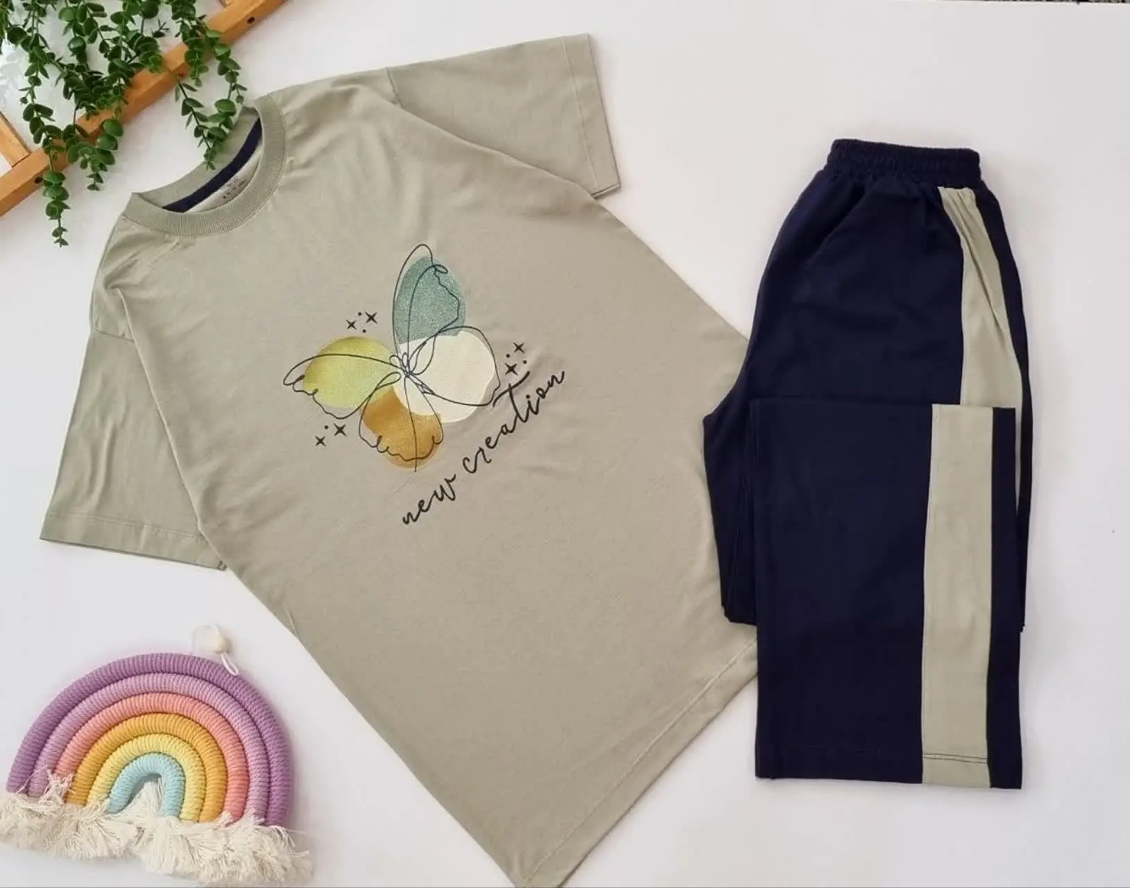 ست دخترونه با رنگ خاص😌👌🏻☁️