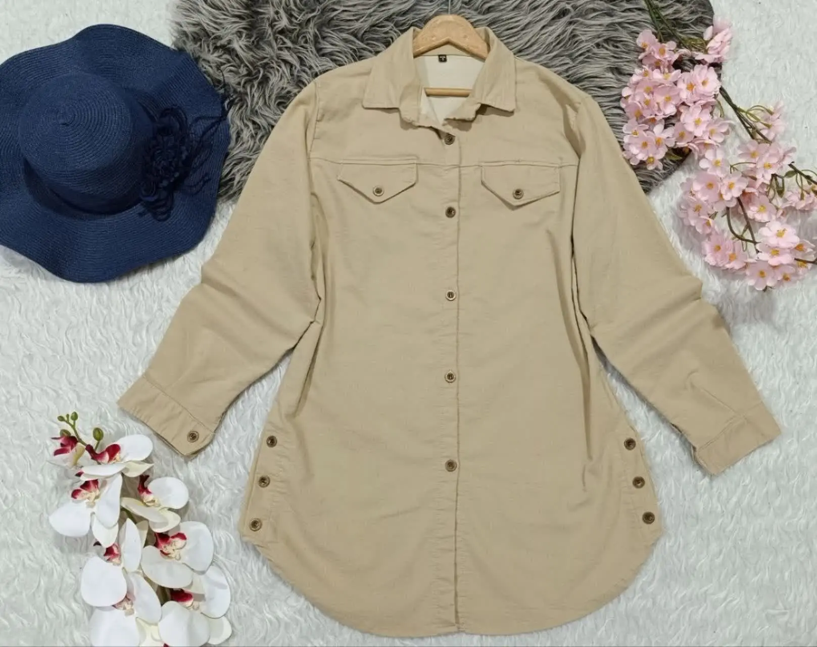 نام: مانتو جین بغل دکمه ۱۱۲۵
