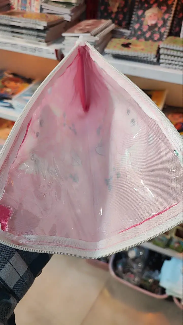 جا لقمه‌ای دخترانه😍
