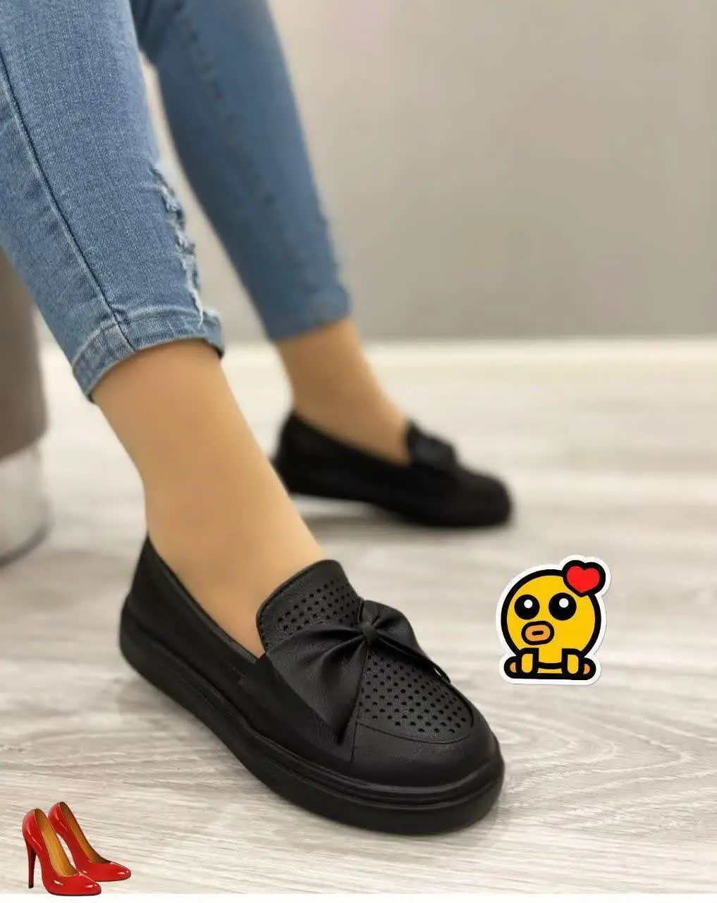 ونس سوزنی دوپاپیون، خوش‌پا👡
