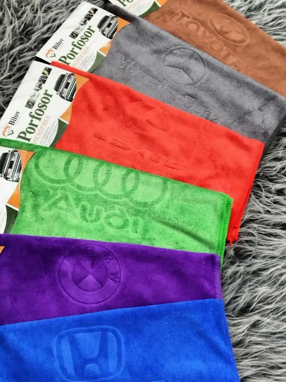 ✅قابل استفاده هم به عنوان حوله دستی هم دستمال 
