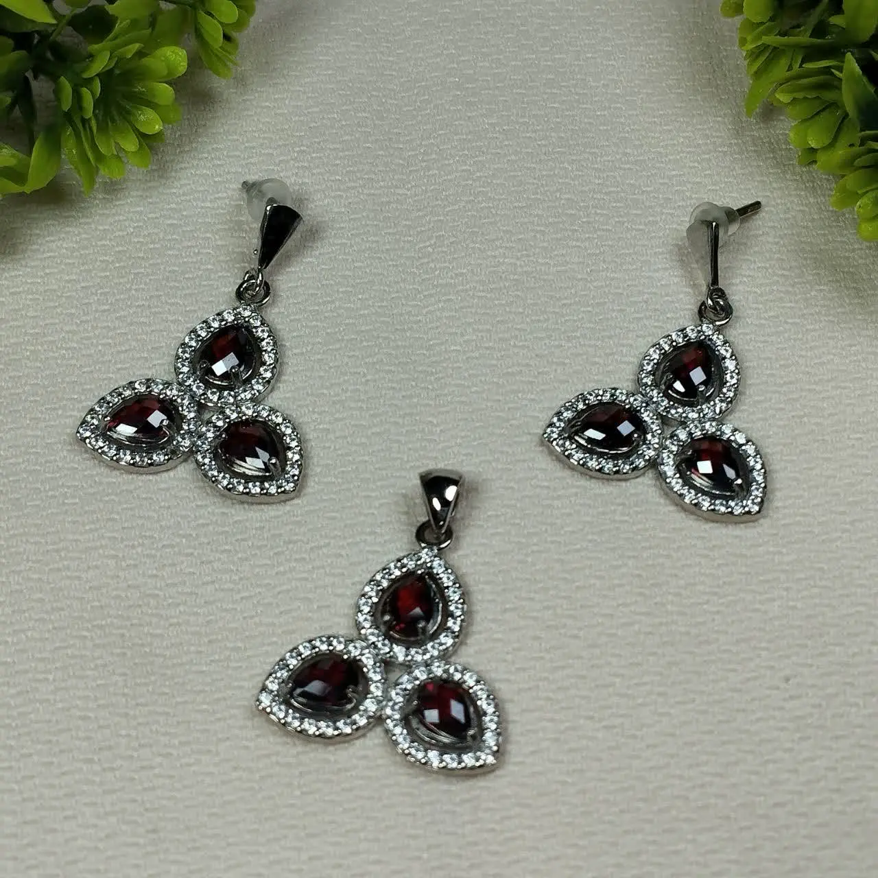 ✅#ست آویز و گوشواره زنانه❤
