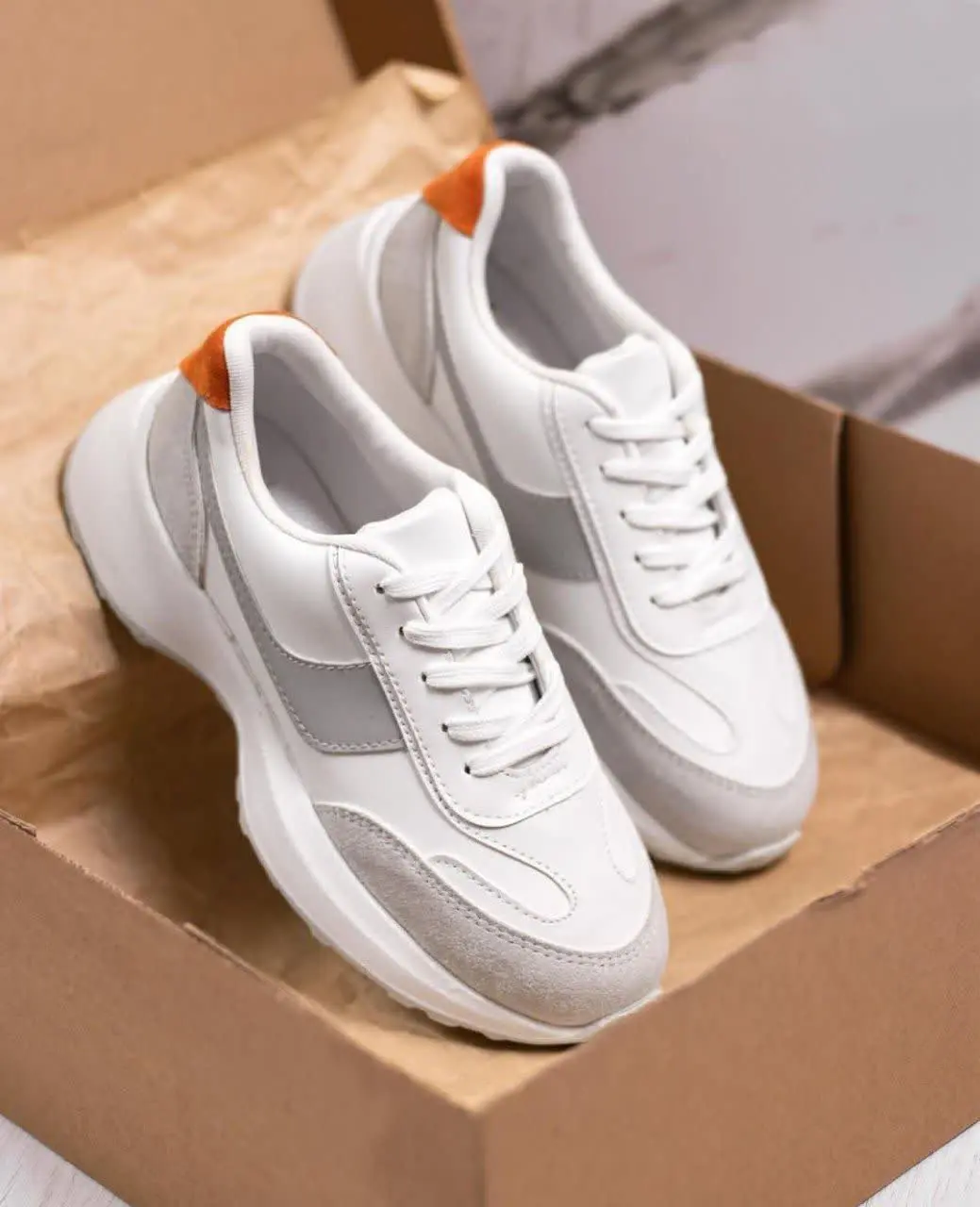 سفید، ۳۷، ۴۰، ۴۰، ۳۷
