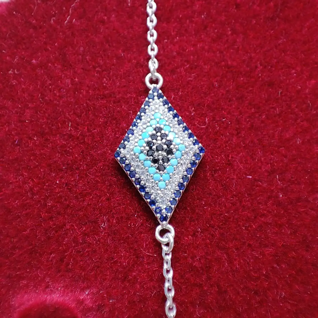 دستبند زنانه 😍
