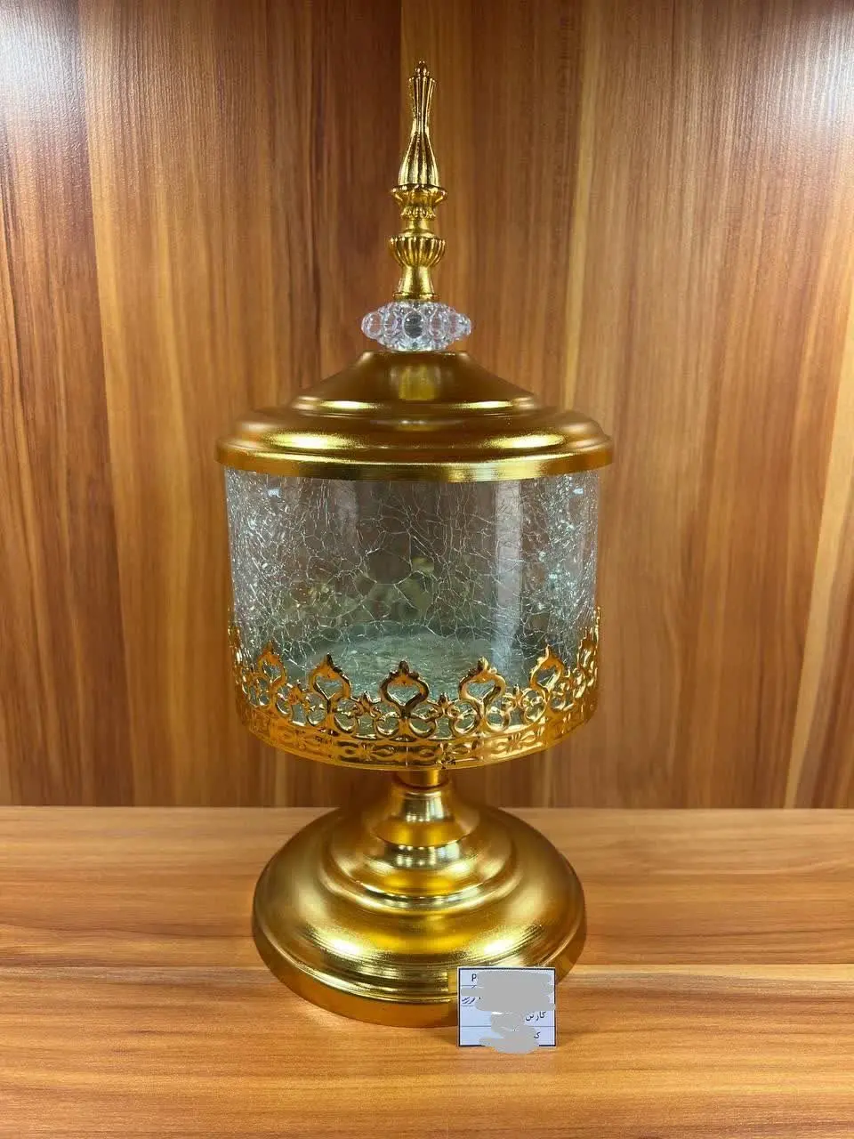 شکلات خوری طرح شکسته پایه طلایی
