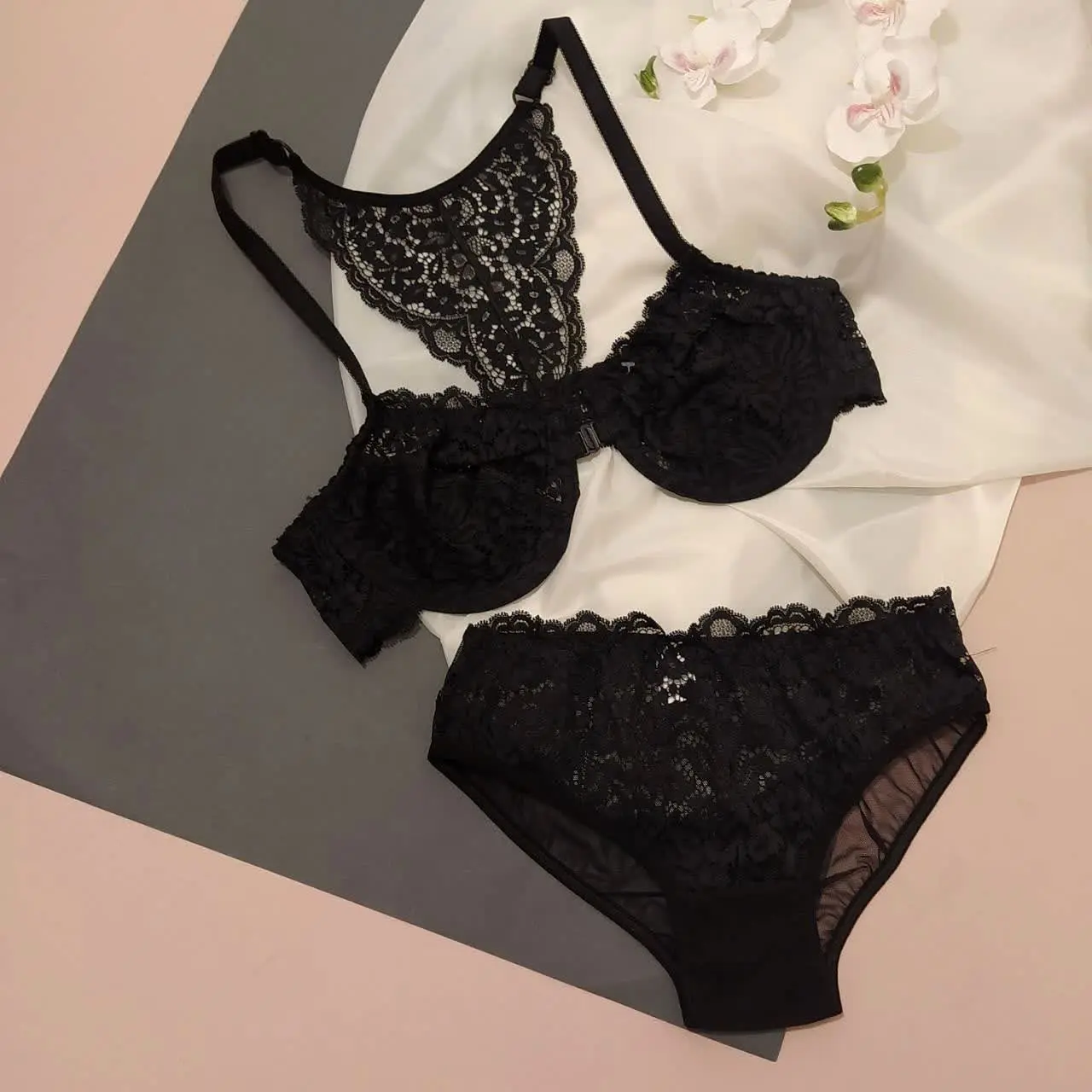 ست از جلو باز شو😍😍
