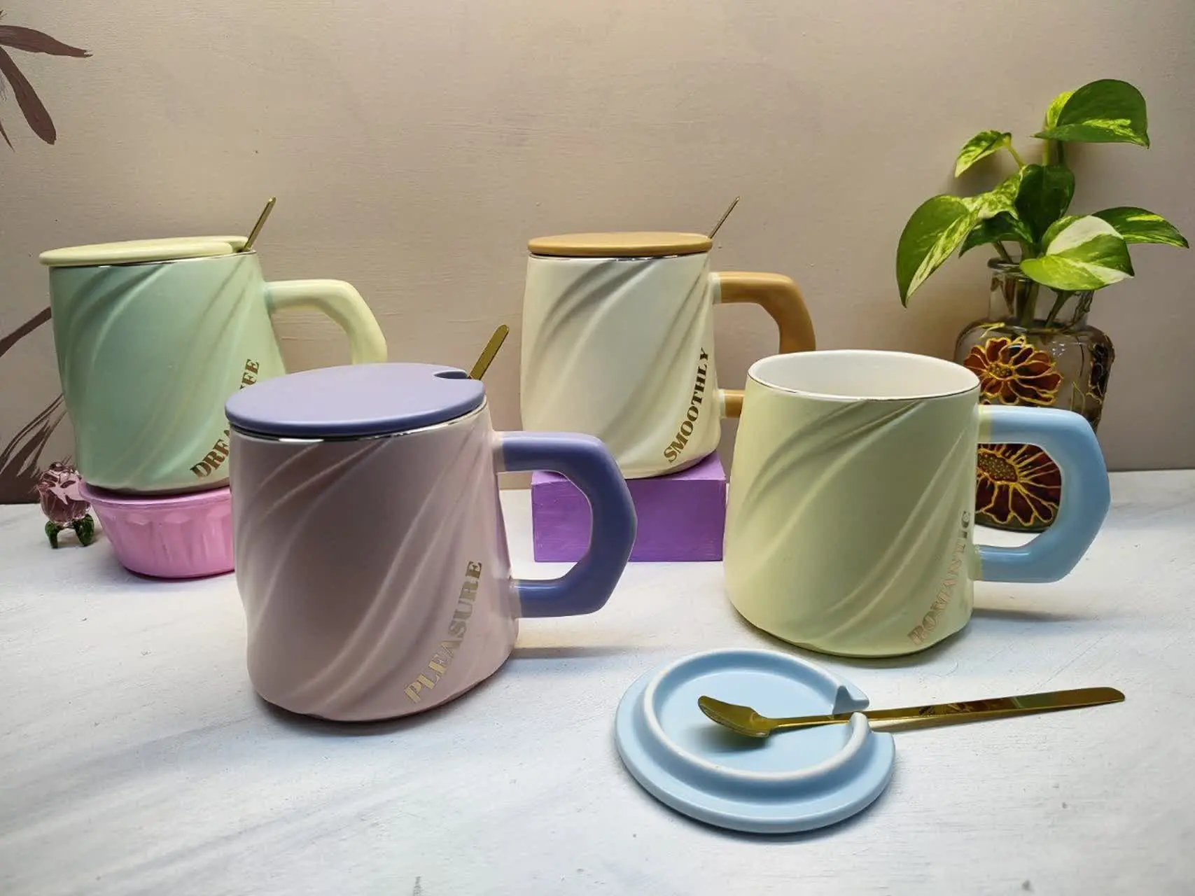 💥ماگ سرامیکی درب دار استیلی💥