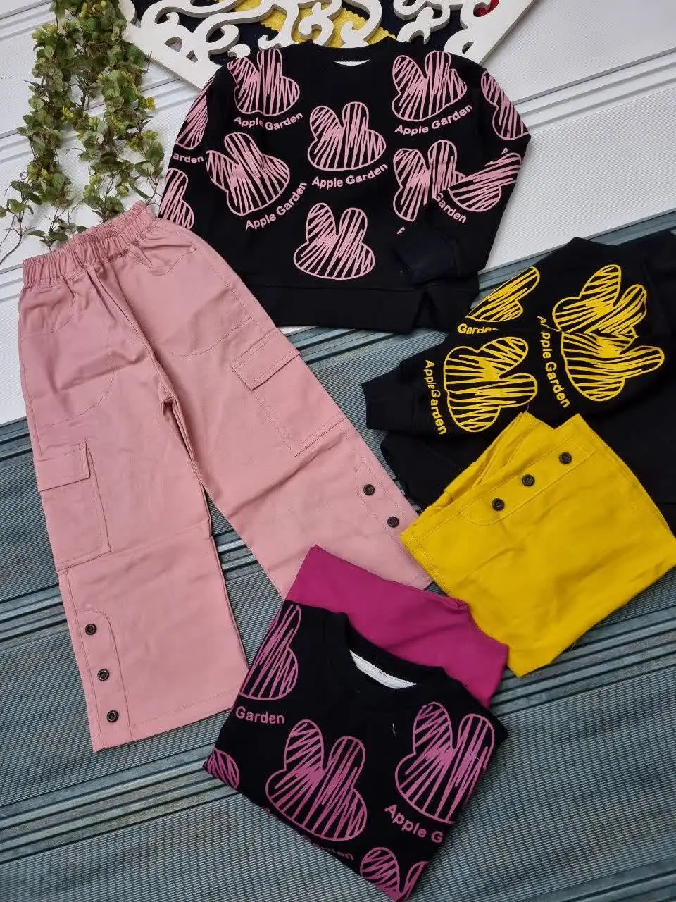 🇮🇷🧥🧶👗👚👔🎽👕👖💎
