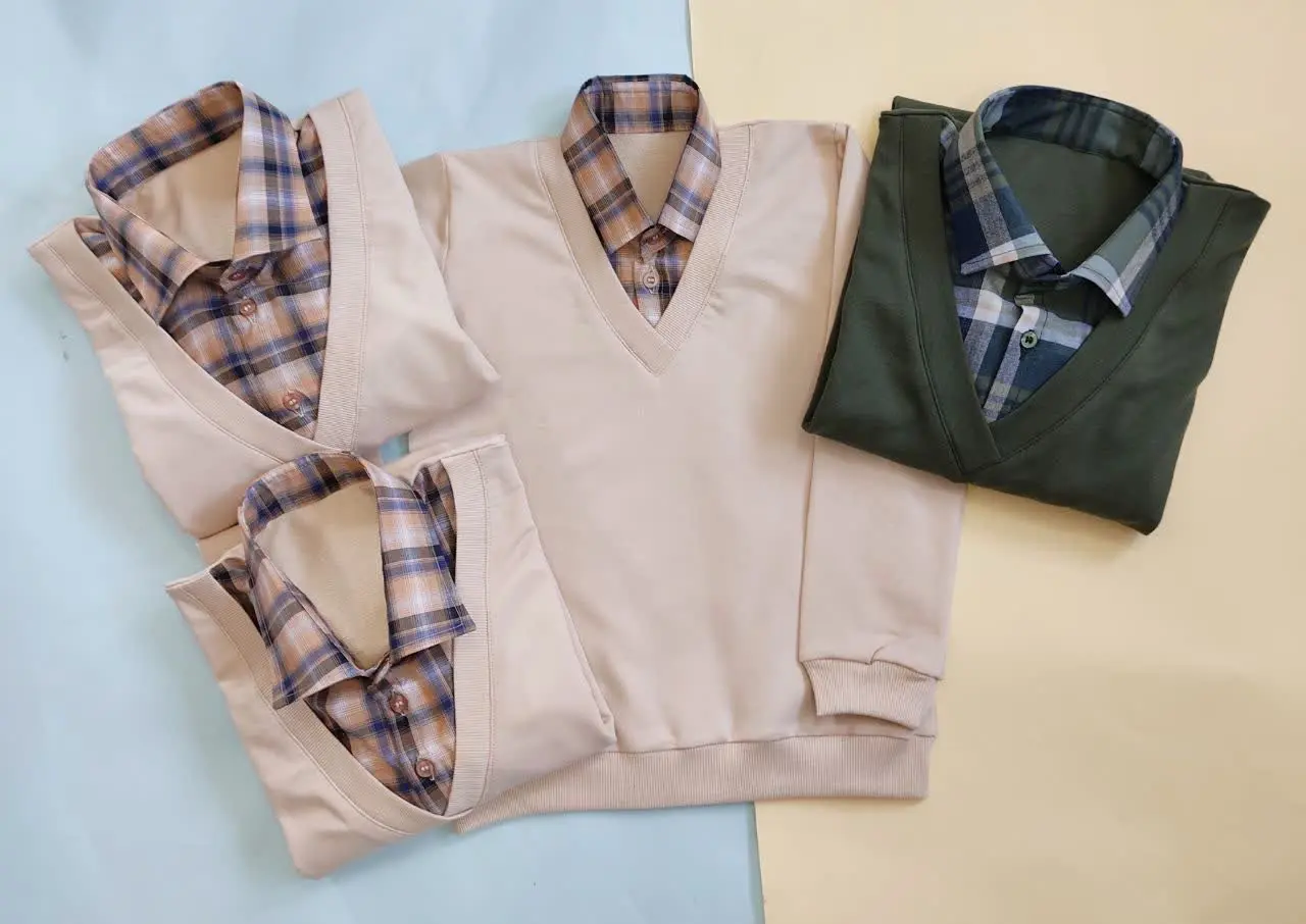 یک عدد بلوز دو یقه کرم سایز ۷۰ موجوده
