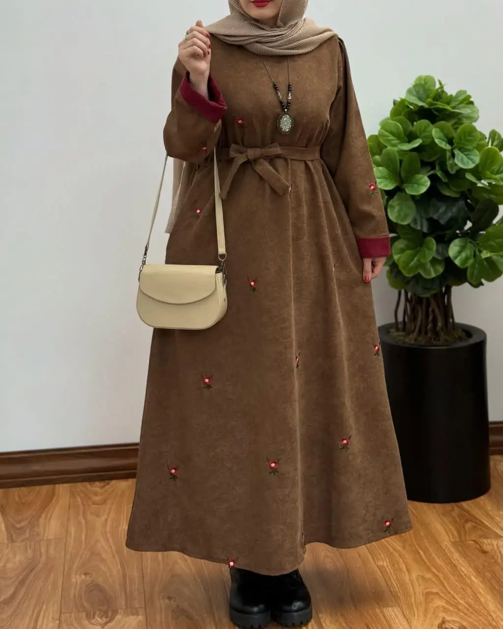 پیراهن مخمل کبریتی تبسم ۱,۶...