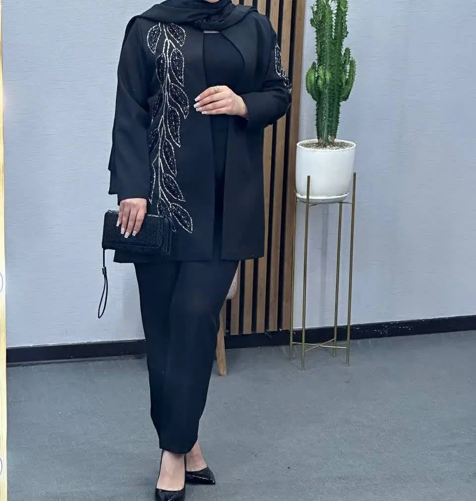 💞کت سنگدوزی شده شیک برگ💞
