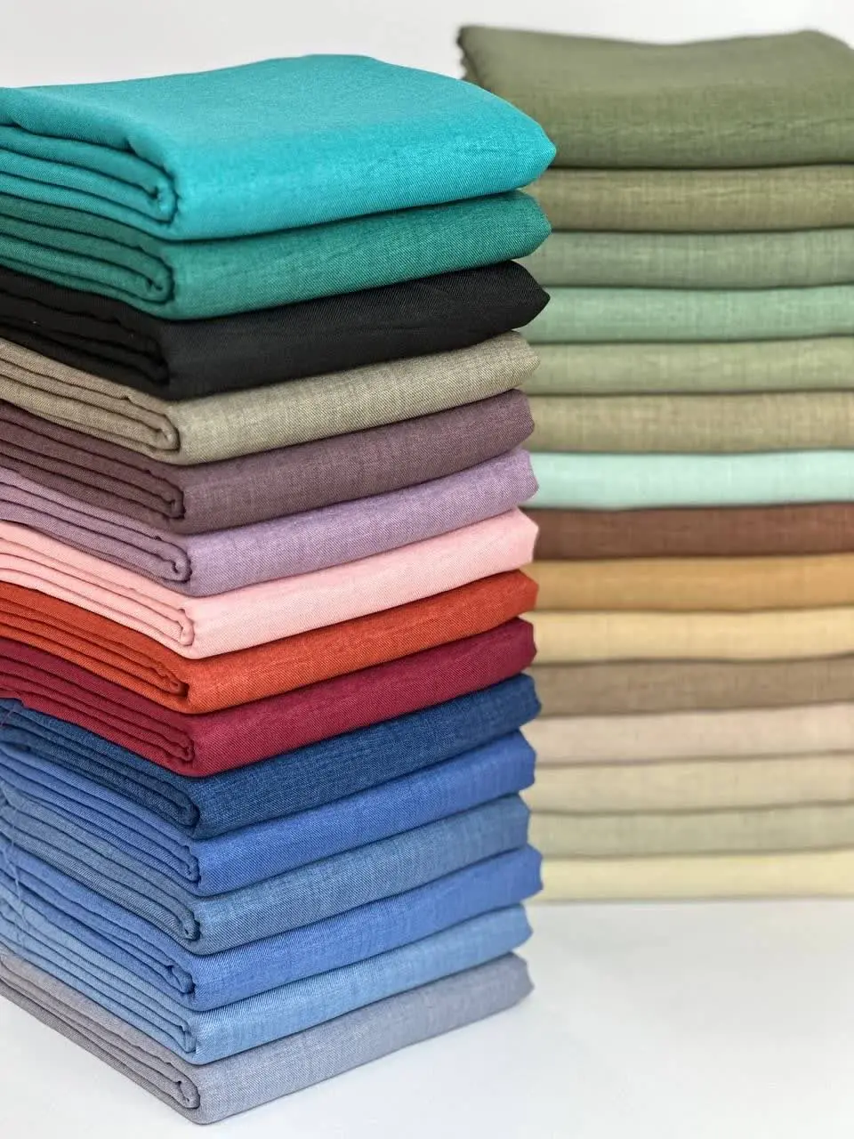 این‌پارچه به قدری سبکه و راحته که ازش چند تا رنگ برمیدارید😇😌
