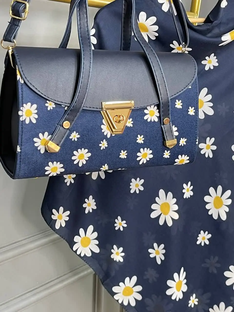 💥دخترااا مدل پر طرفدار بابونه تو دو رنگ کاربردی و جذاب شارژ شد 😍
