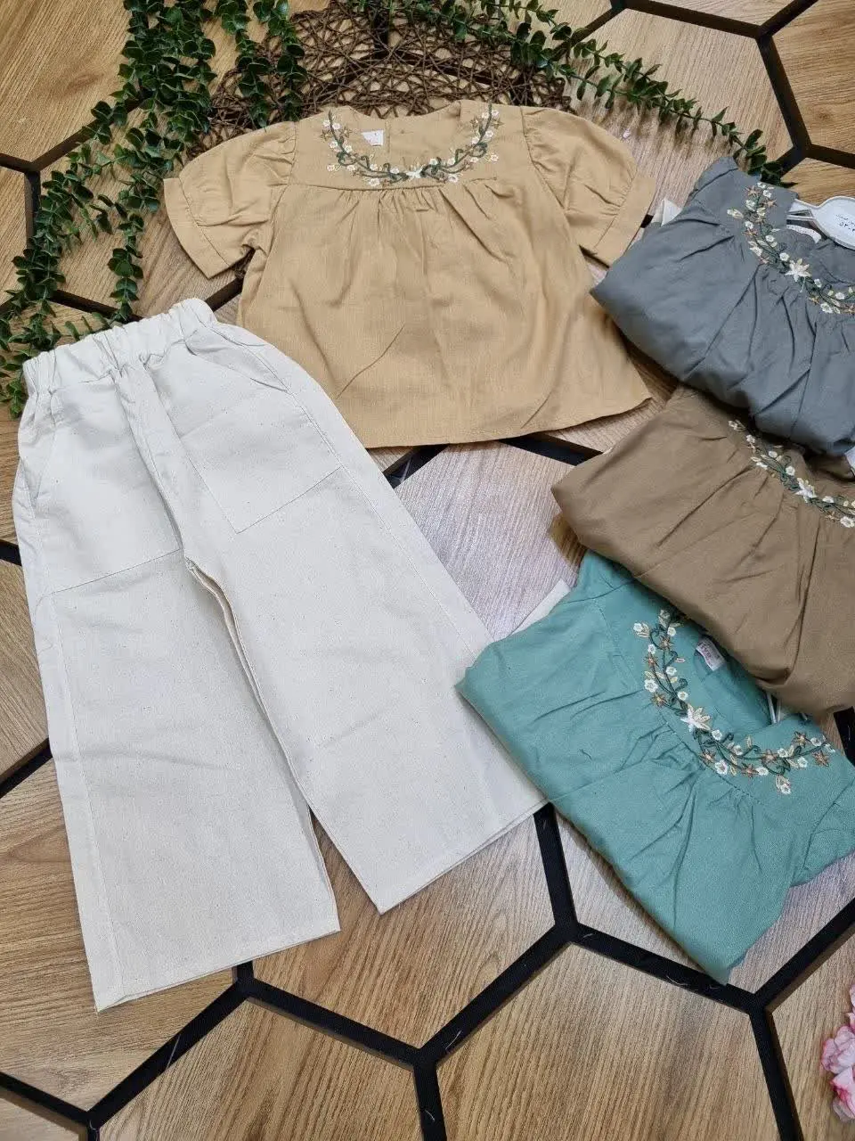 🇮🇷🧥🧶👗👚🎽👕👖👔💎
