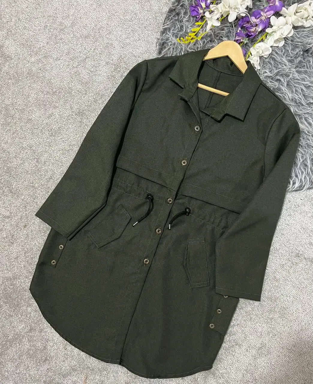 👚 نام: دانشجویی نگار
