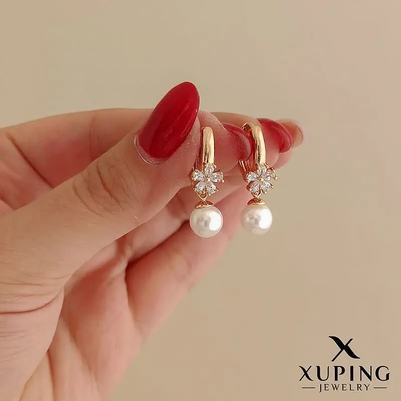 گوشواره بابونه مرواریدآویز...