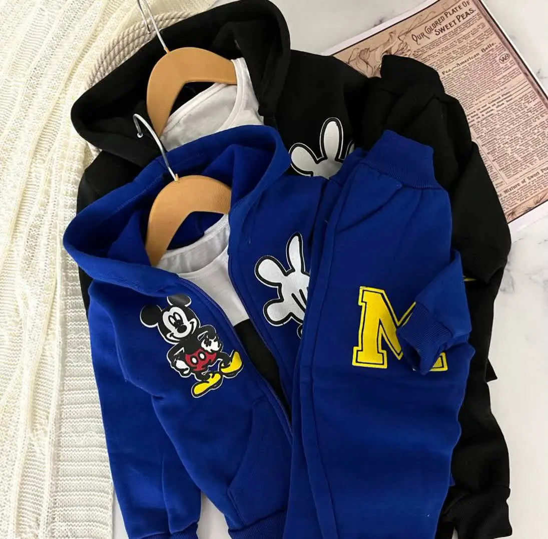 سه تیکه میکی موس