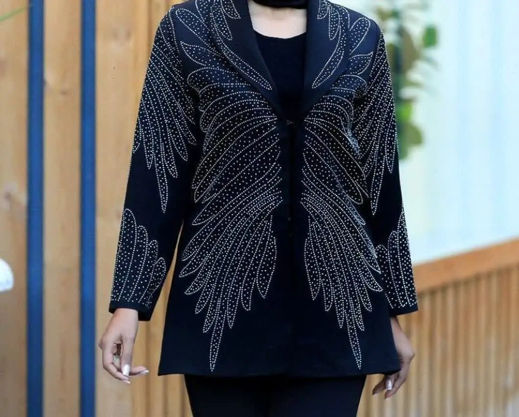 👚 نام: کت طاووس
